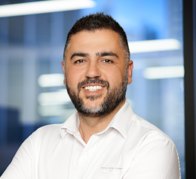 Farid Rezaeian_Corporate